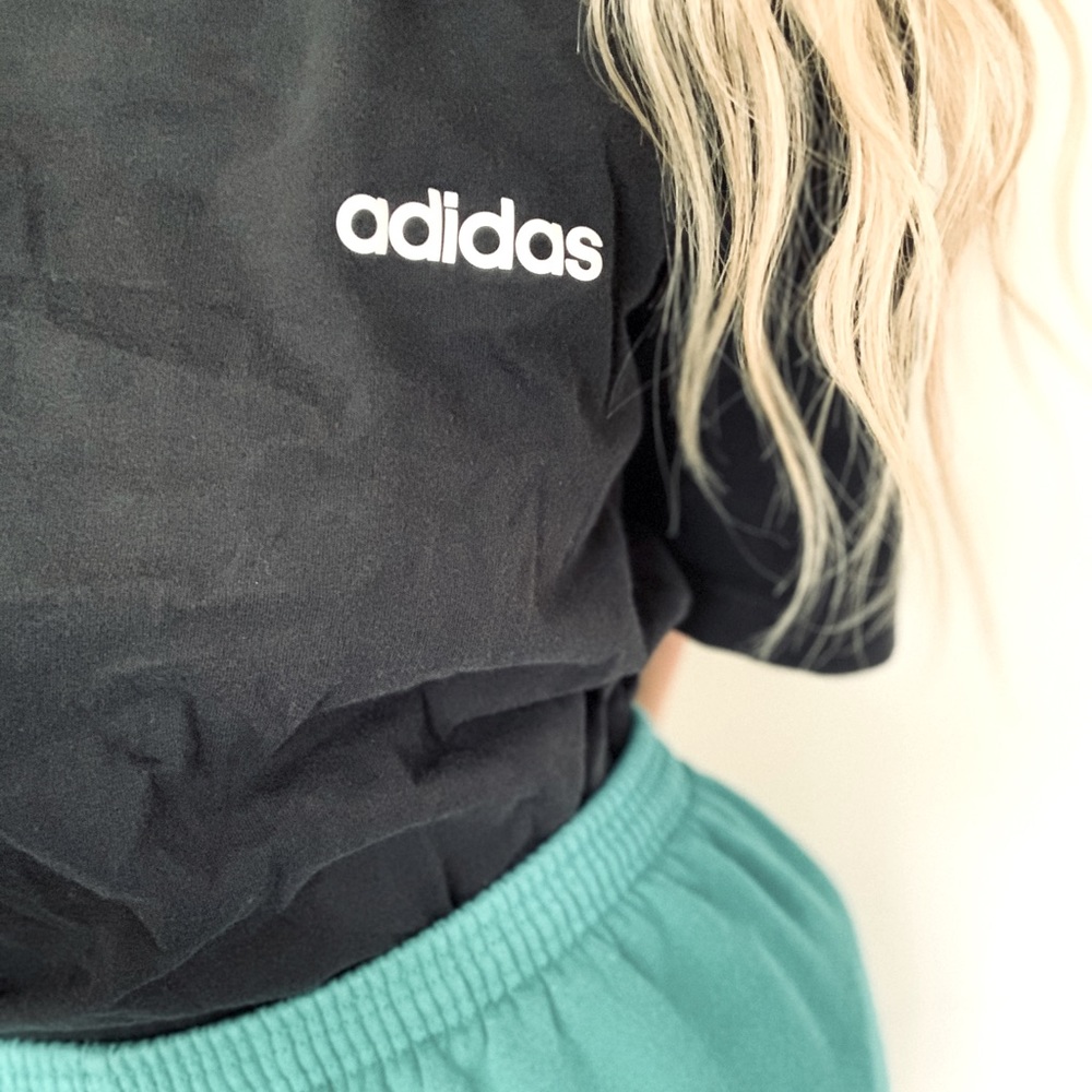 Adidas t shirt